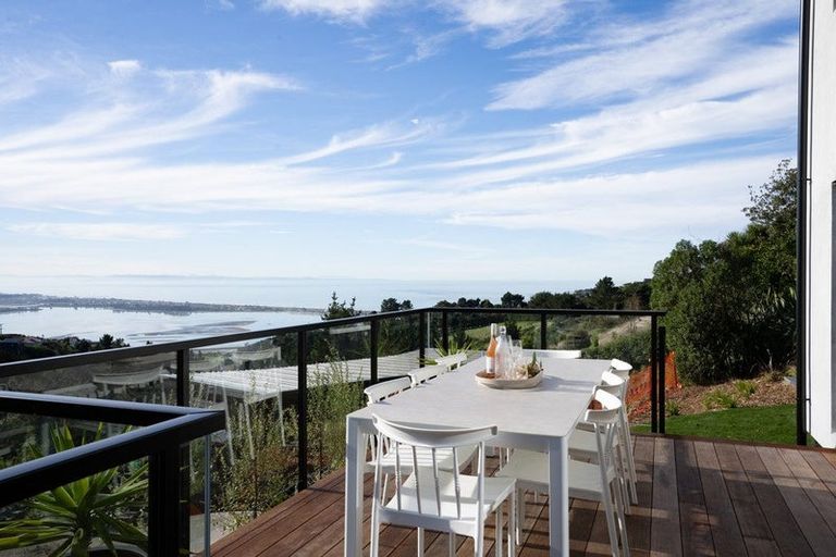 Photo of property in 307a Mount Pleasant Road, Mount Pleasant, Christchurch, 8081