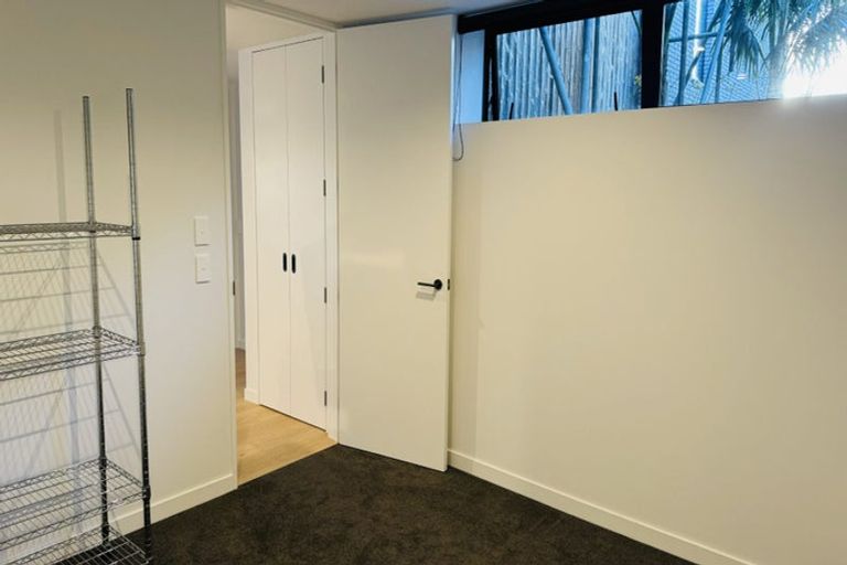 Photo of property in 1/324 Beach Road, Campbells Bay, Auckland, 0630