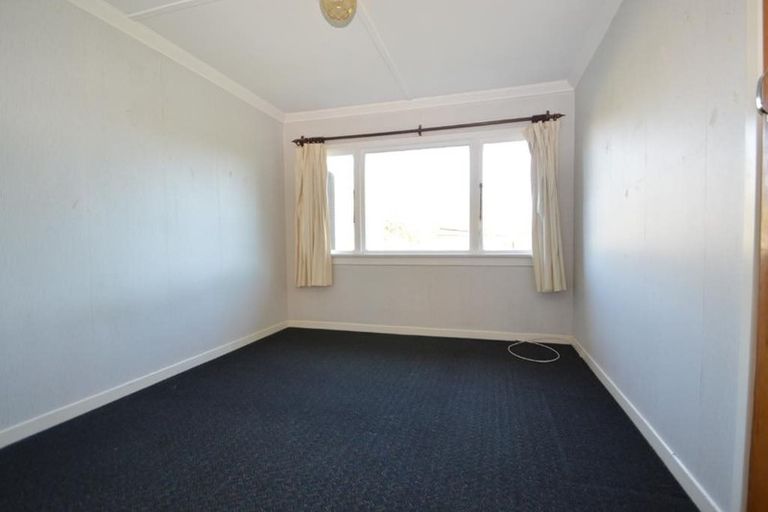 Photo of property in 22 Adamson Crescent, Glengarry, Invercargill, 9810