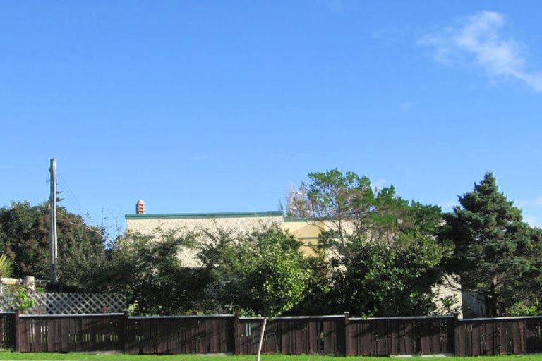 Photo of property in 2/136 Coronation Road, Papatoetoe, Auckland, 2025