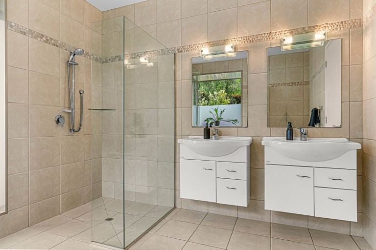 Photo of property in 68 Matarau Road, Matarau, Kamo, 0185