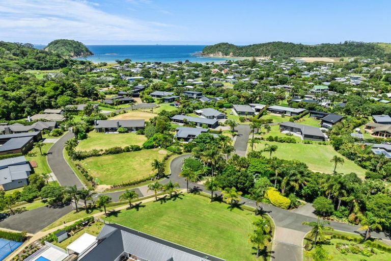 Photo of property in 2 Platinum Place, Matapouri, Whangarei, 0173