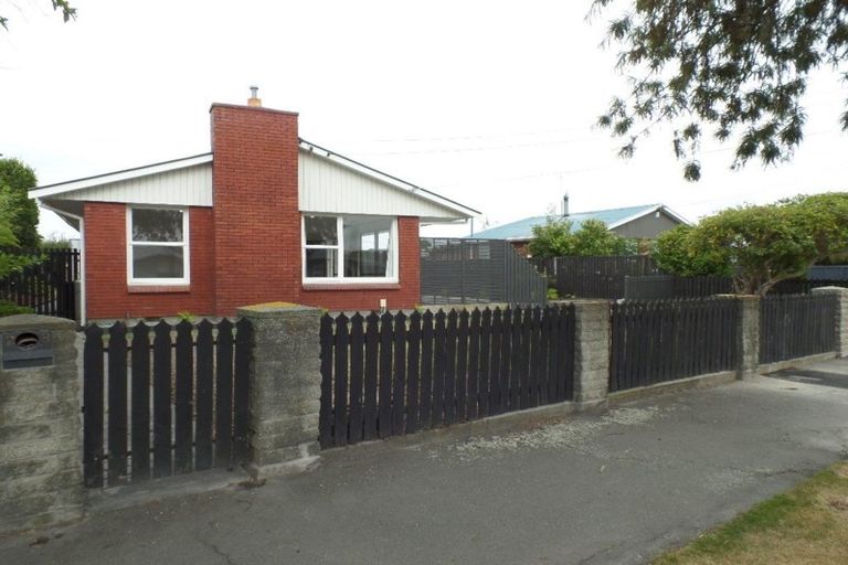 Photo of property in 23 Fairford Street, Bishopdale, Christchurch, 8053