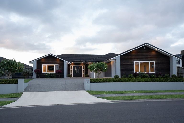 Photo of property in 6 Batten Drive, Flagstaff, Hamilton, 3210