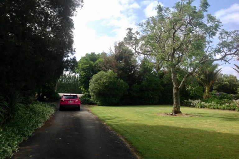 Photo of property in 1406 Devon Road, Brixton, Waitara, 4382