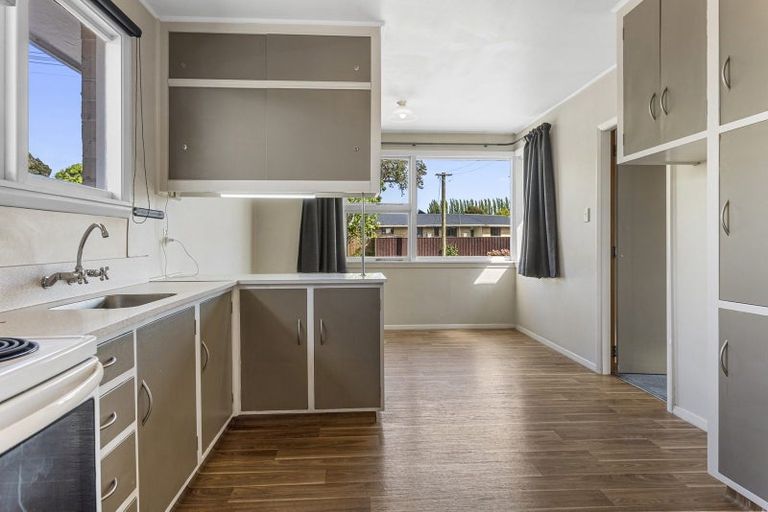 Photo of property in 112 Cavendish Road, Casebrook, Christchurch, 8051