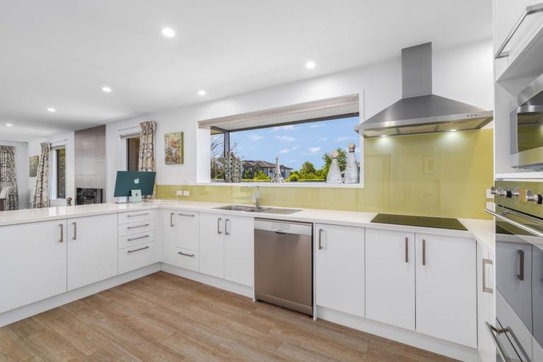 Photo of property in 12 Condell Avenue, Papanui, Christchurch, 8053