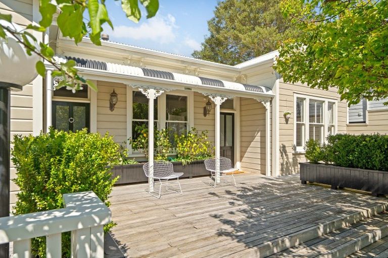 Photo of property in 141 Main Street, Greytown, 5712