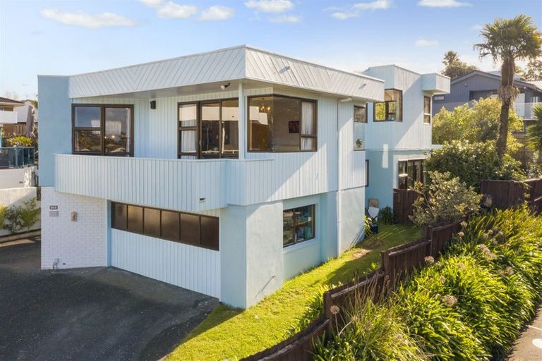 Photo of property in 2/2 The Esplanade, Campbells Bay, Auckland, 0630