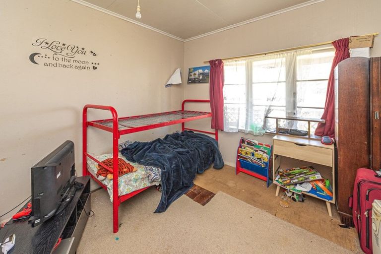 Photo of property in 5 Abbot Street, Gonville, Whanganui, 4501