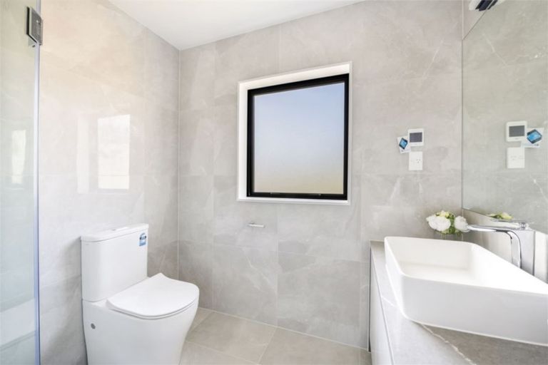 Photo of property in 75 Tir Conaill Avenue, Flat Bush, Auckland, 2019