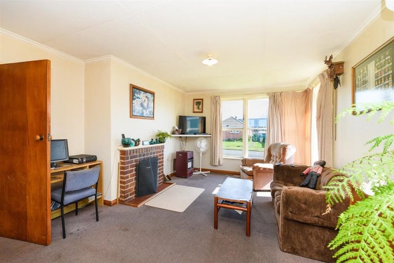 Photo of property in 28 Ahuru Street, Marton, 4710