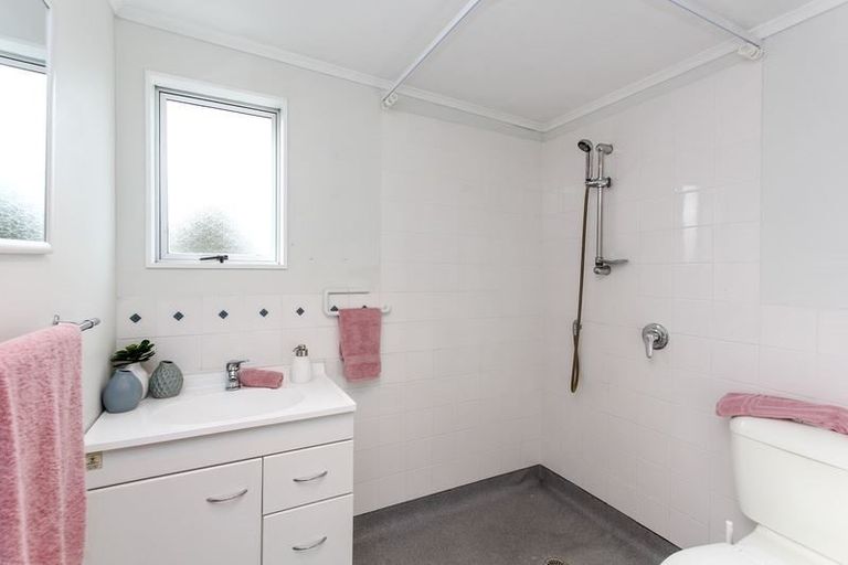 Photo of property in 41 Sunnyvale Street, Bell Block, New Plymouth, 4312