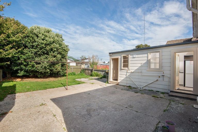 Photo of property in 52 Fawcett Street, South Dunedin, Dunedin, 9012