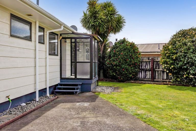 Photo of property in 6 Sunnyvale Street, Bell Block, New Plymouth, 4312