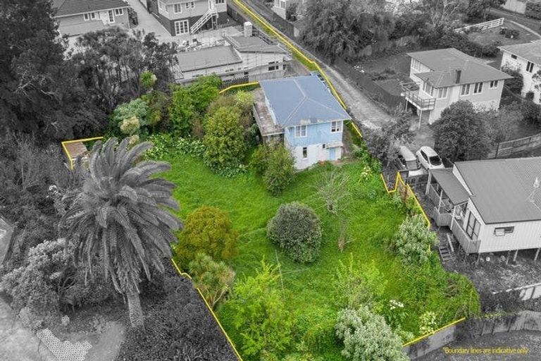 Photo of property in 27 Cotswold Lane, Mount Wellington, Auckland, 1060