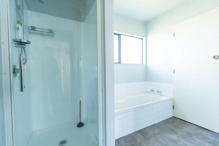 Photo of property in 56 Geraldine Crescent, Cloverlea, Palmerston North, 4412