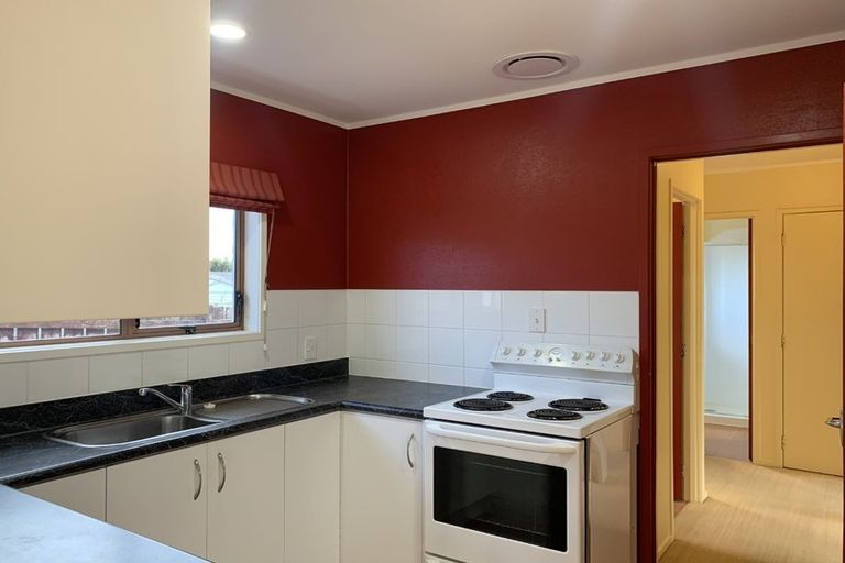 Photo of property in 4/138 Hutchinson Avenue, New Lynn, Auckland, 0600