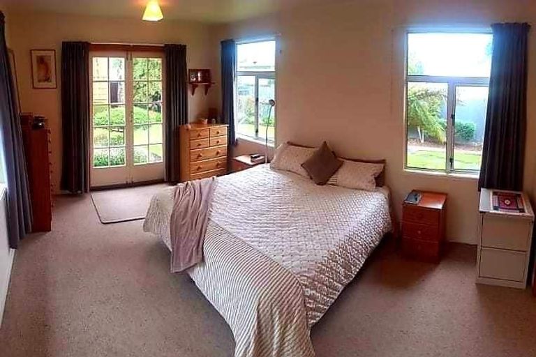 Photo of property in 14 Primrose Street, Northcote, Christchurch, 8052