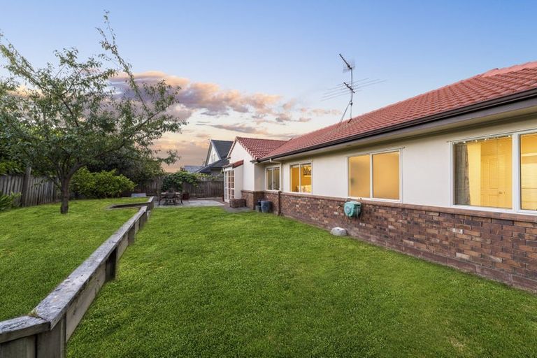 Photo of property in 42 Harvest Drive, Henderson, Auckland, 0612