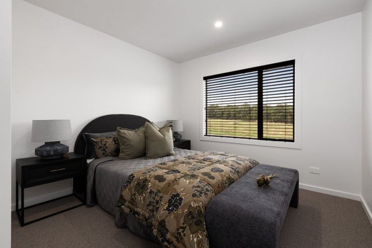 Photo of property in 60 Seven Oaks Drive, Kinloch, 3377