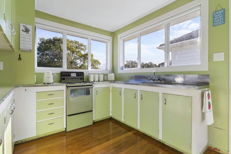 Photo of property in 71 Ridge Road, Howick, Auckland, 2014
