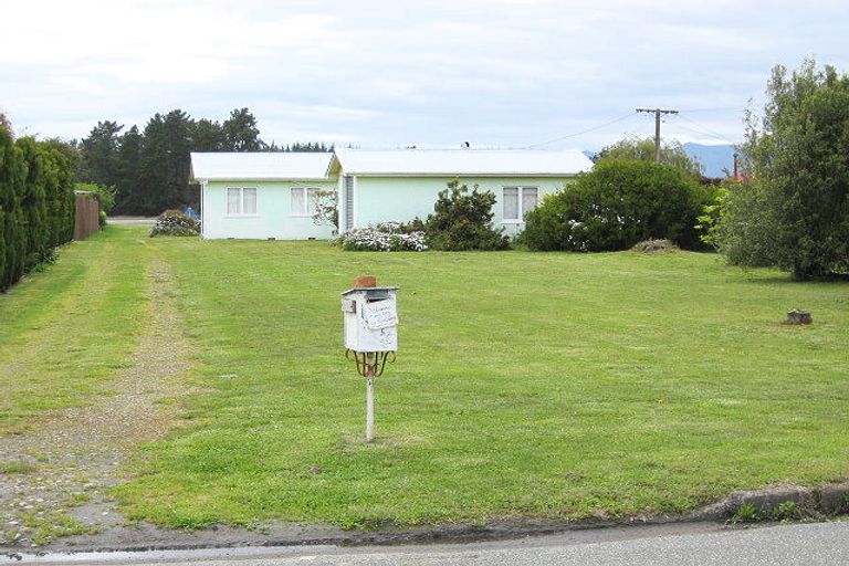 Photo of property in 33 Tahi Street, Mapua, 7005