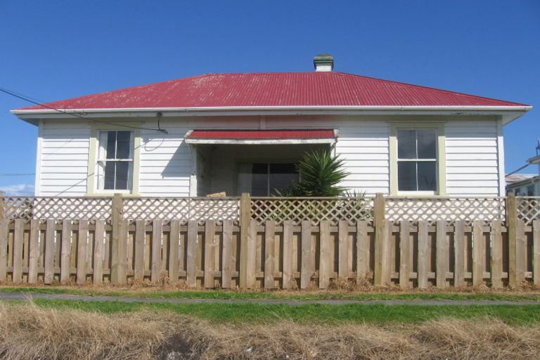 Property details for 21 Walker Terrace, Te Kopuru, 0391