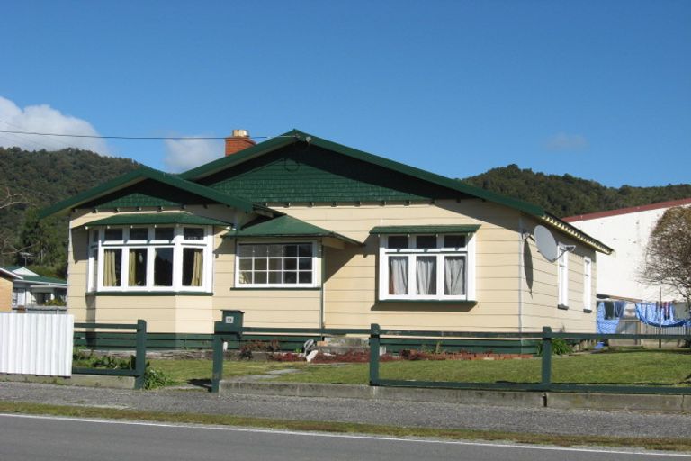 Photo of property in 13 Moorhouse Street, Ross, 7812