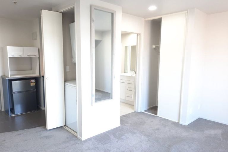 Photo of property in 3j/10 Crown Lynn Place, New Lynn, Auckland, 0600