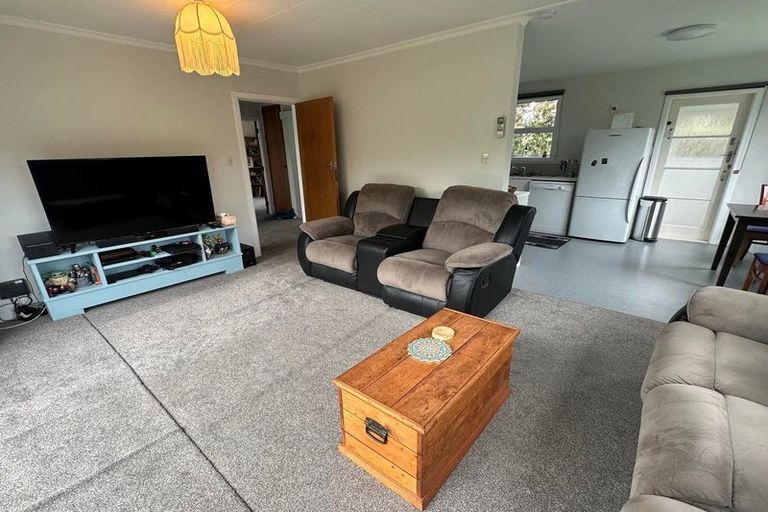 Photo of property in 65a Alexander Road, Raumati Beach, Paraparaumu, 5032