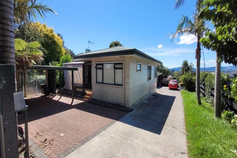 Photo of property in 2 Cambridge Road, Judea, Tauranga, 3110
