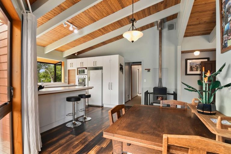 Photo of property in 10 Hewetson Road, Upper Moutere, 7175