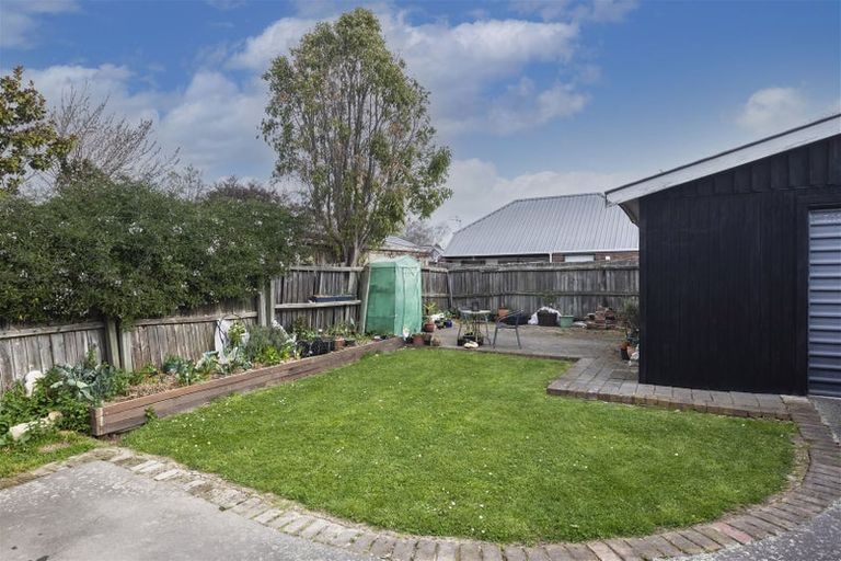 Photo of property in 57 Barrington Street, Somerfield, Christchurch, 8024