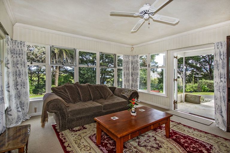 Photo of property in 2 Memorial Drive, Parahaki, Whangarei, 0112