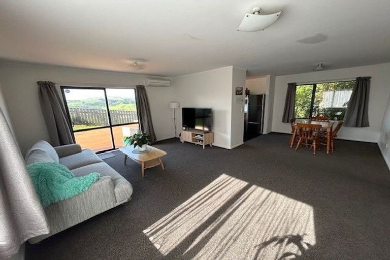 Photo of property in 4 Tobago Crescent, Grenada North, Wellington, 5028