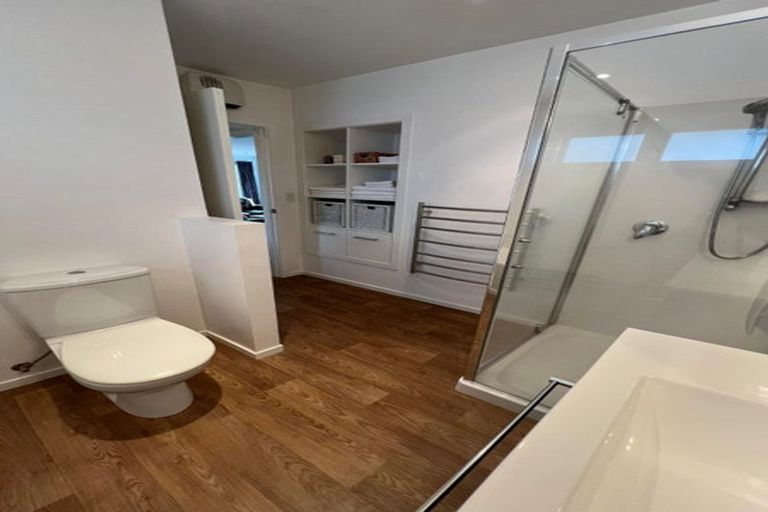 Photo of property in 69 Dunedin Street, Redwood, Christchurch, 8051