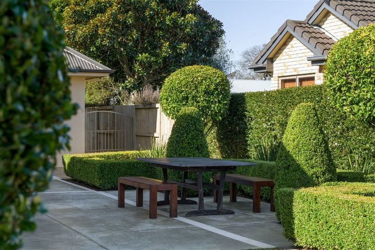 Photo of property in 69 Wiltshire Drive, Huntington, Hamilton, 3210