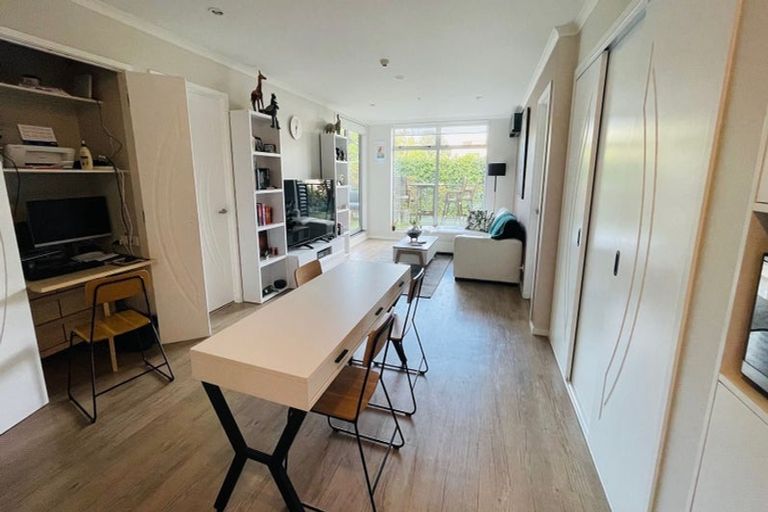 Photo of property in Norfolk Apartments, 105/19 Bute Road, Browns Bay, Auckland, 0630