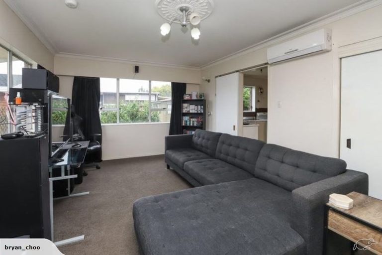 Photo of property in 50c Braid Road, St Andrews, Hamilton, 3200