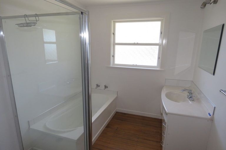 Photo of property in 146 Brougham Street, Westport, 7825