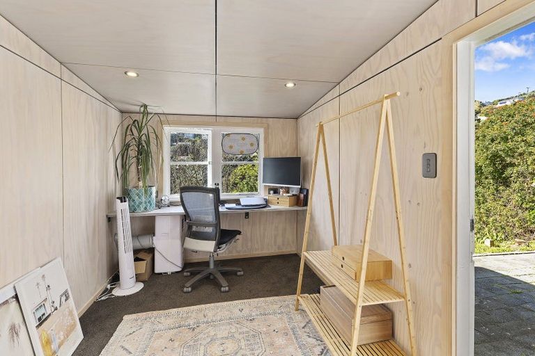 Photo of property in 14 Leveson Street, Strathmore Park, Wellington, 6022