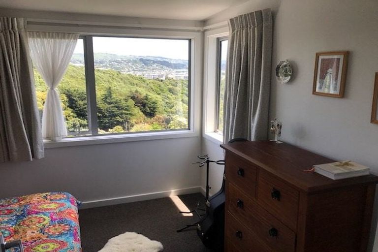 Photo of property in 3c Sidlaw Street, Strathmore Park, Wellington, 6022