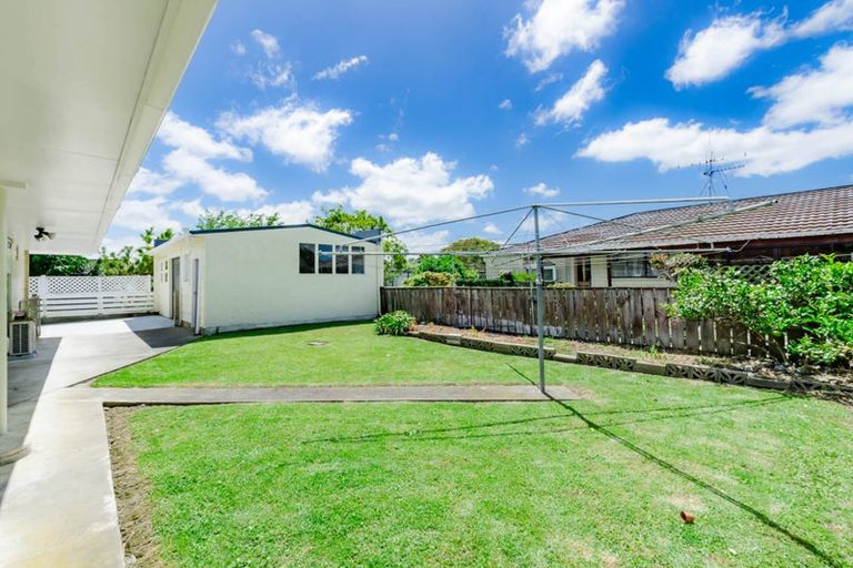 Photo of property in 40 Te Rauparaha Street, Otaki, 5512