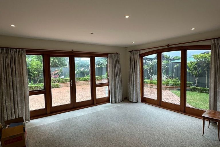 Photo of property in 1/16 Sherwood Street, Woburn, Lower Hutt, 5010