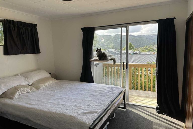 Photo of property in 39 Aniseed Grove, Timberlea, Upper Hutt, 5018