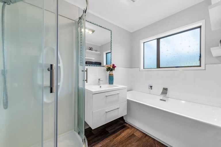 Photo of property in 9 Snowden Place, Opaheke, Papakura, 2113