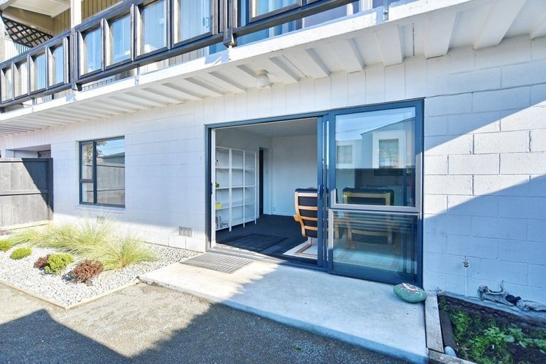 Photo of property in 1/33 Springfield Road, St Albans, Christchurch, 8014