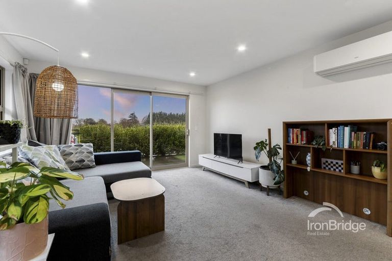 Photo of property in 6 Koral Lane, Broomfield, Christchurch, 8042