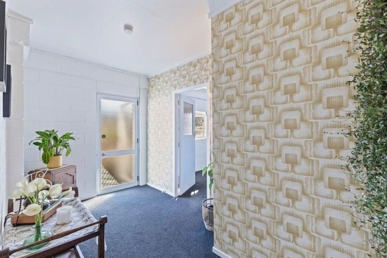 Photo of property in 11b Hine Street, New Plymouth, 4310